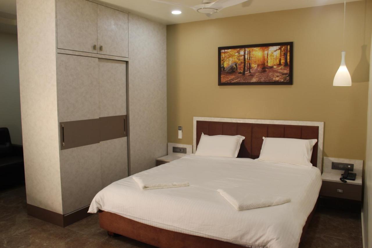 Hotel Kumbhakarna Guntūr Εξωτερικό φωτογραφία